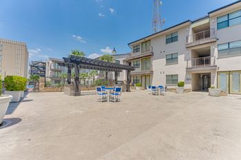 Courtyard patio